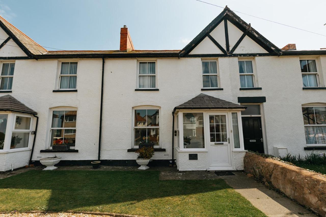 Willow Cottage - Cost 3 Bed Cottage In Penrhyn Bay With Sea Views With Access To Snowdonia Rhos-on-Sea Exterior photo